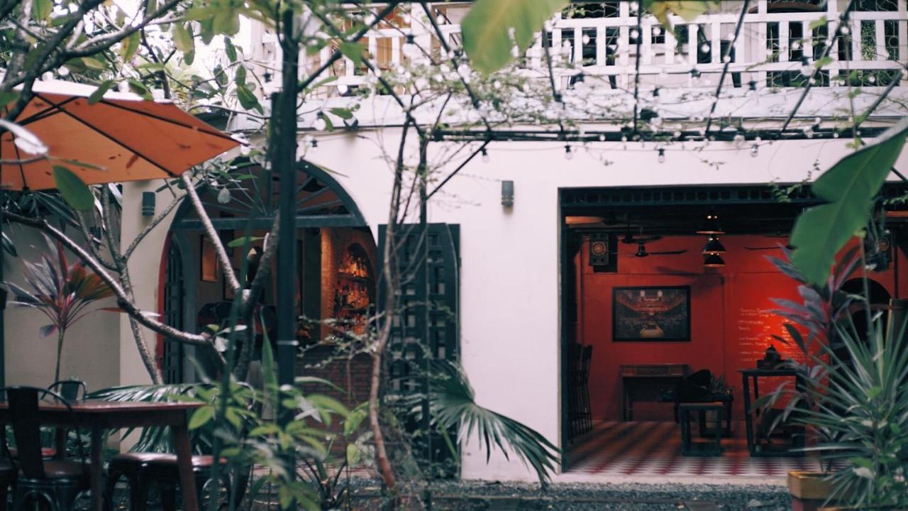 Monkey Republic Kampot Hotel Екстериор снимка