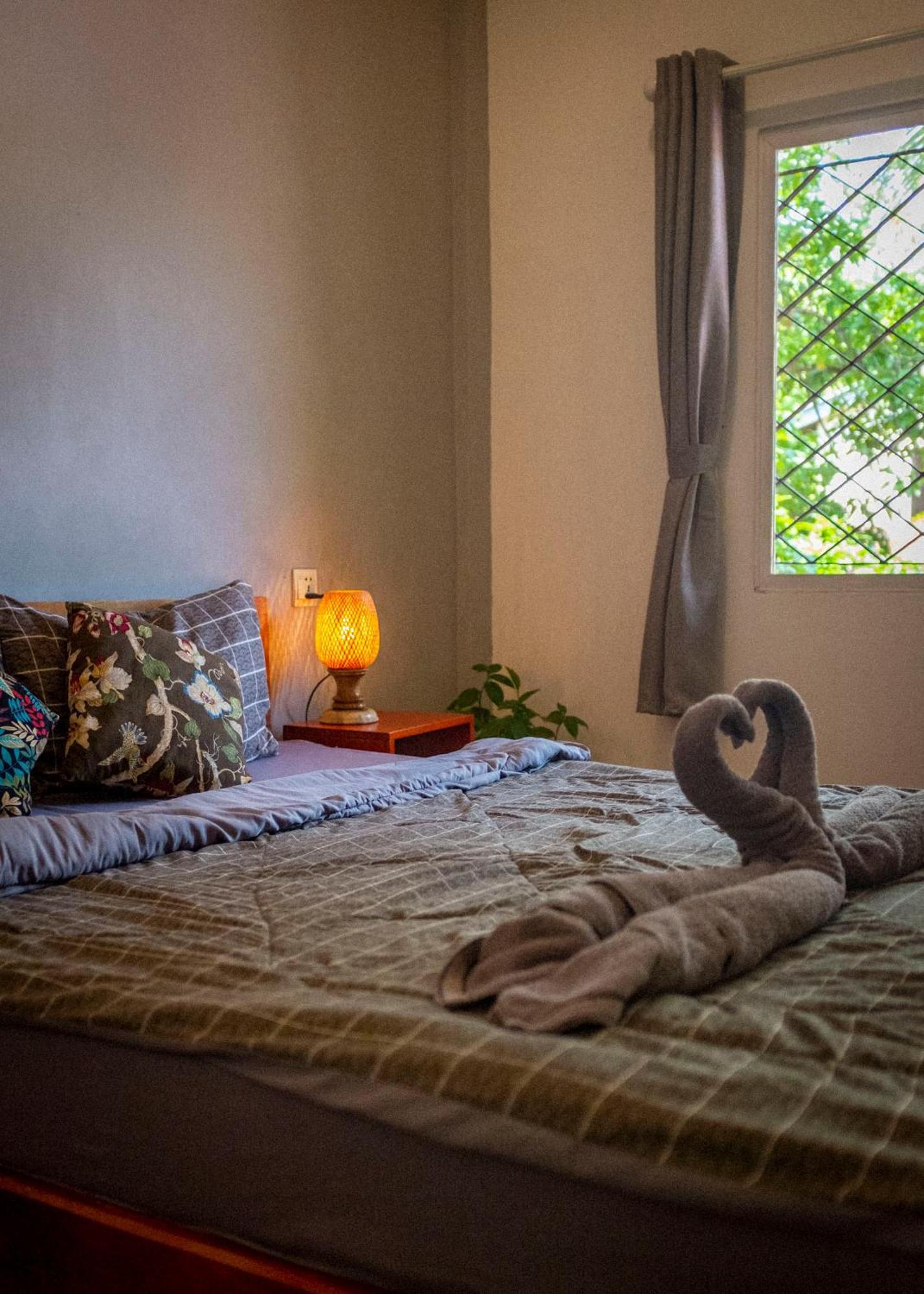 Monkey Republic Kampot Hotel Стая снимка